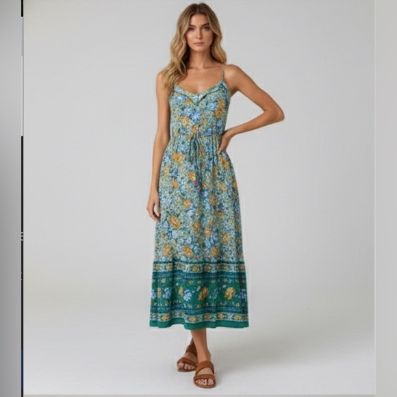BY DESIGN Dresses & Skirts - Boho Floral Print Belted Cami Dress